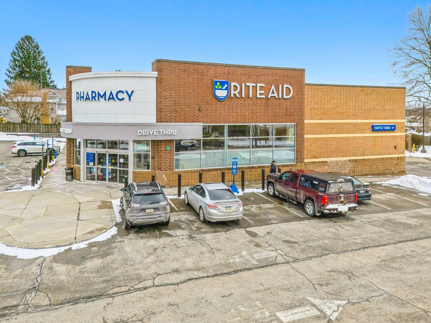 Vacant Rite Aid, photo 4