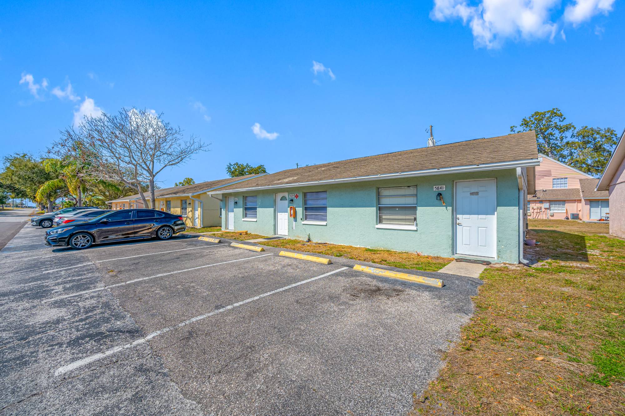 Porter & Beach Apartments, photo 5