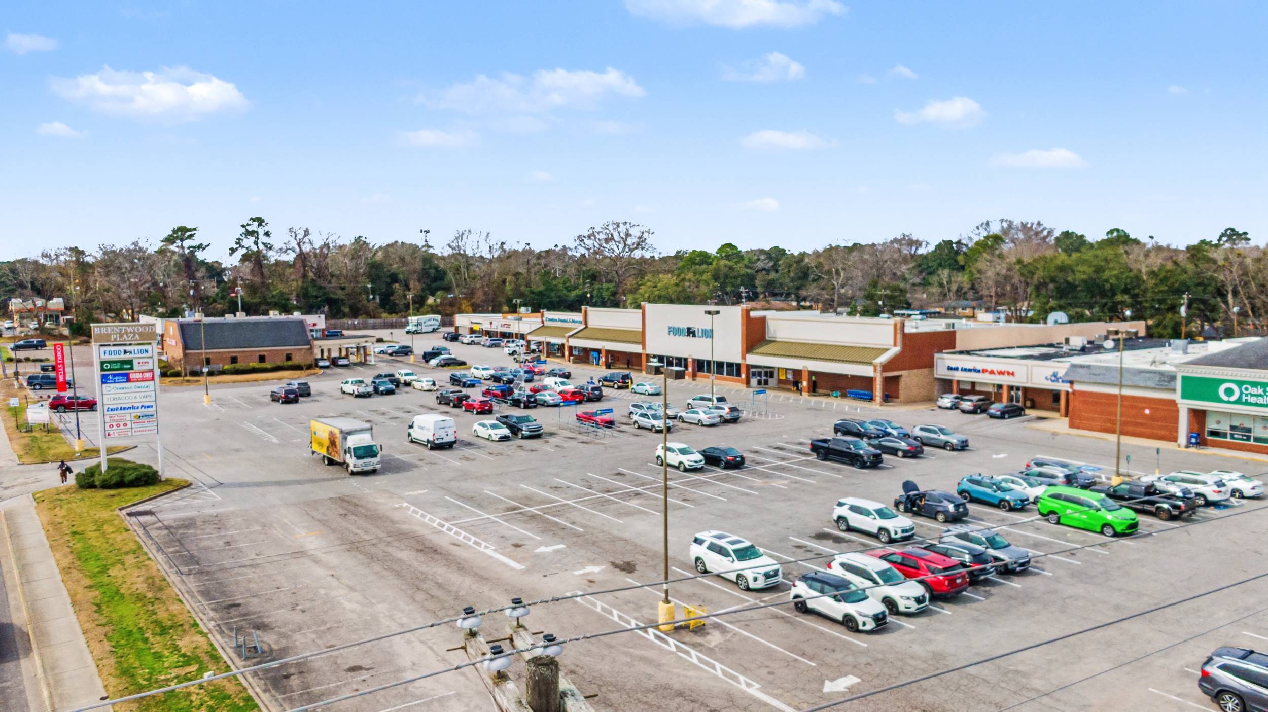 Brentwood Plaza, photo 3