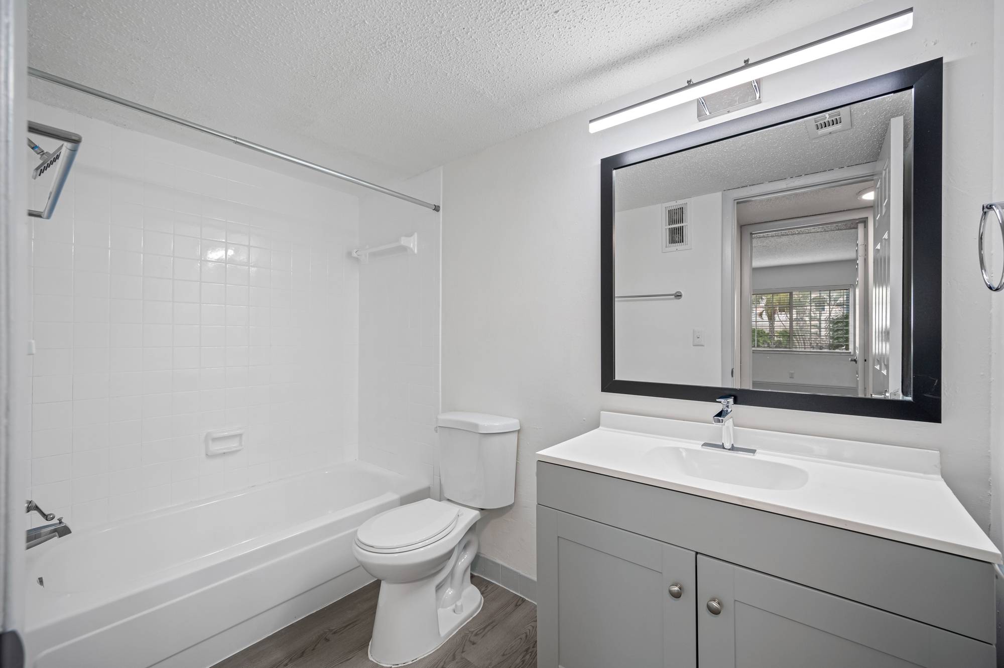 Nordica Bay Apartments, photo 13