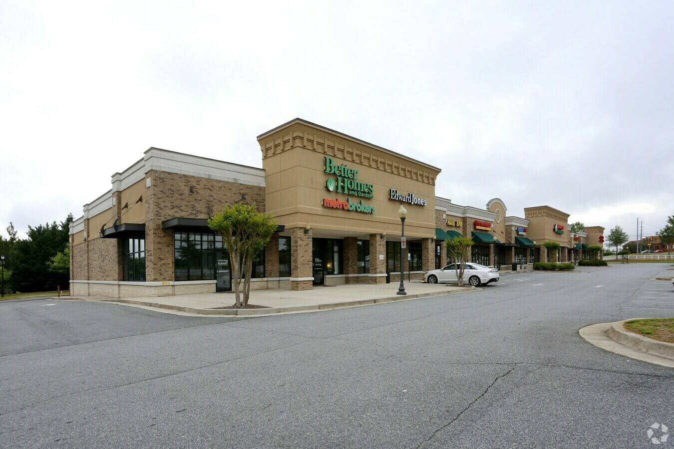 The Shoppes of Woodstock