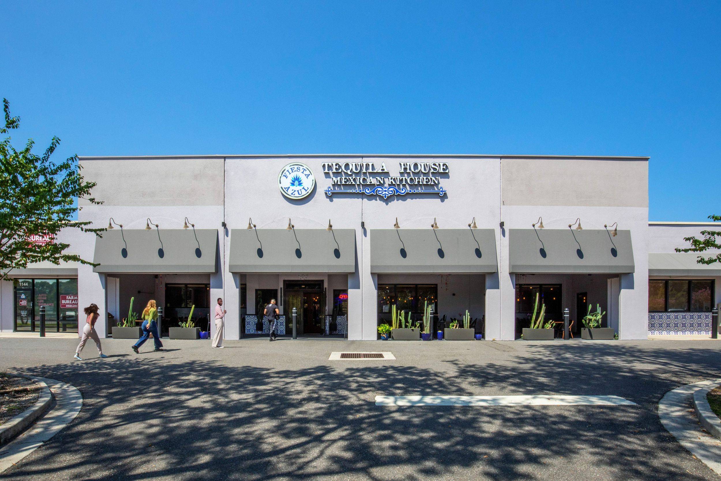 Shoppes at Brantley Hall