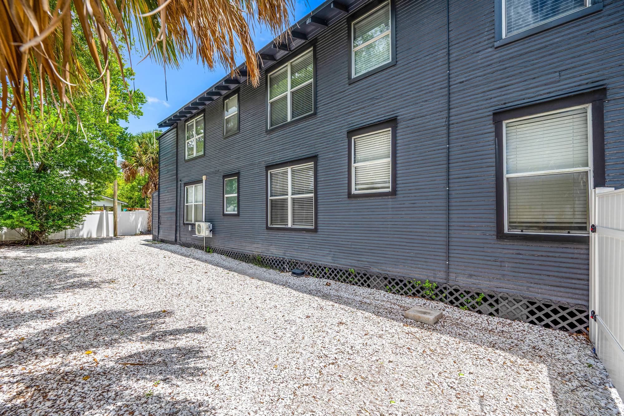 Gladys Apartments, photo 7