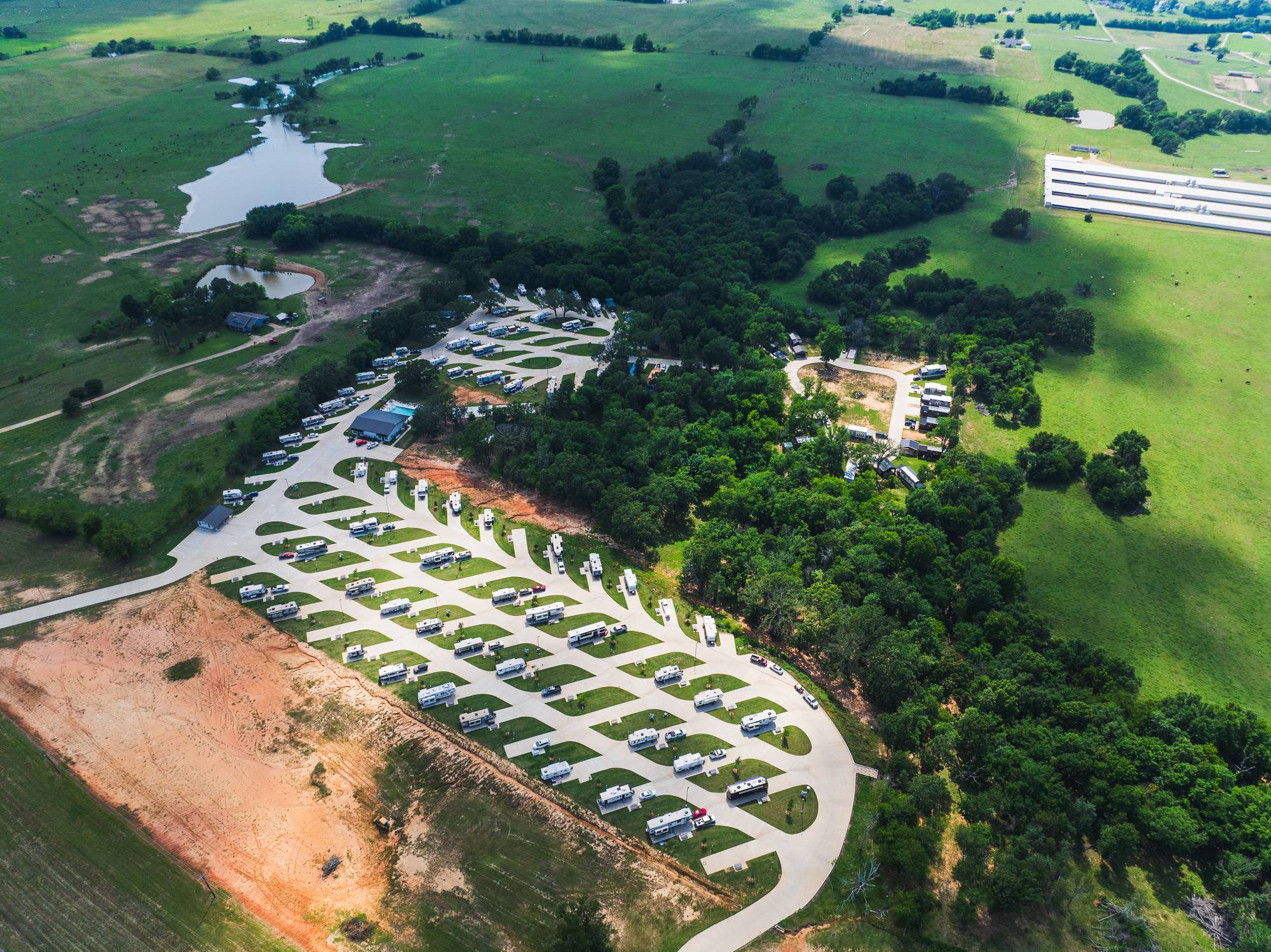 The Oaks on 37 Tiny Homes & RV Resort