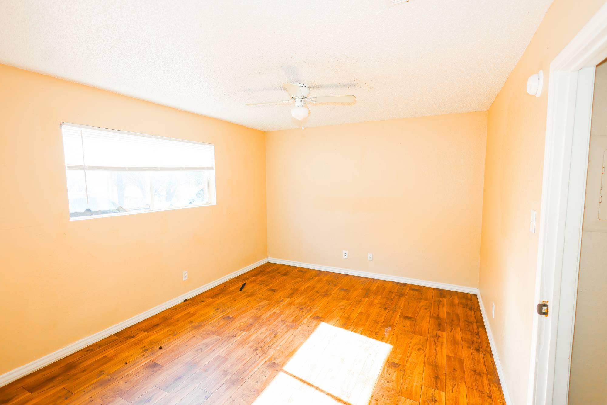 Golden Plaza & Colonial Manor Apartments, photo 8