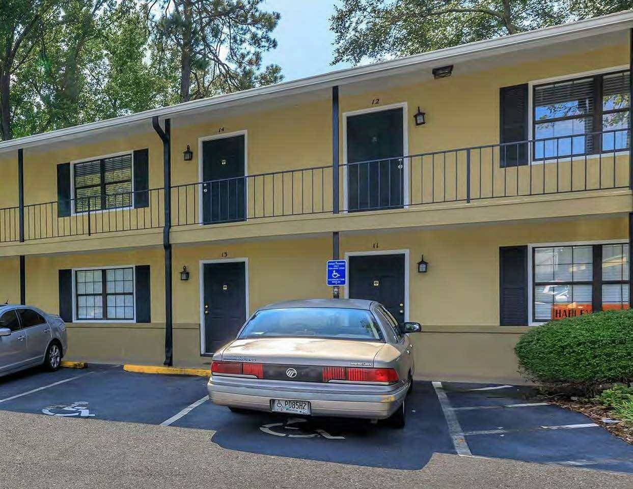 Parkway Place & Park Court, photo 17