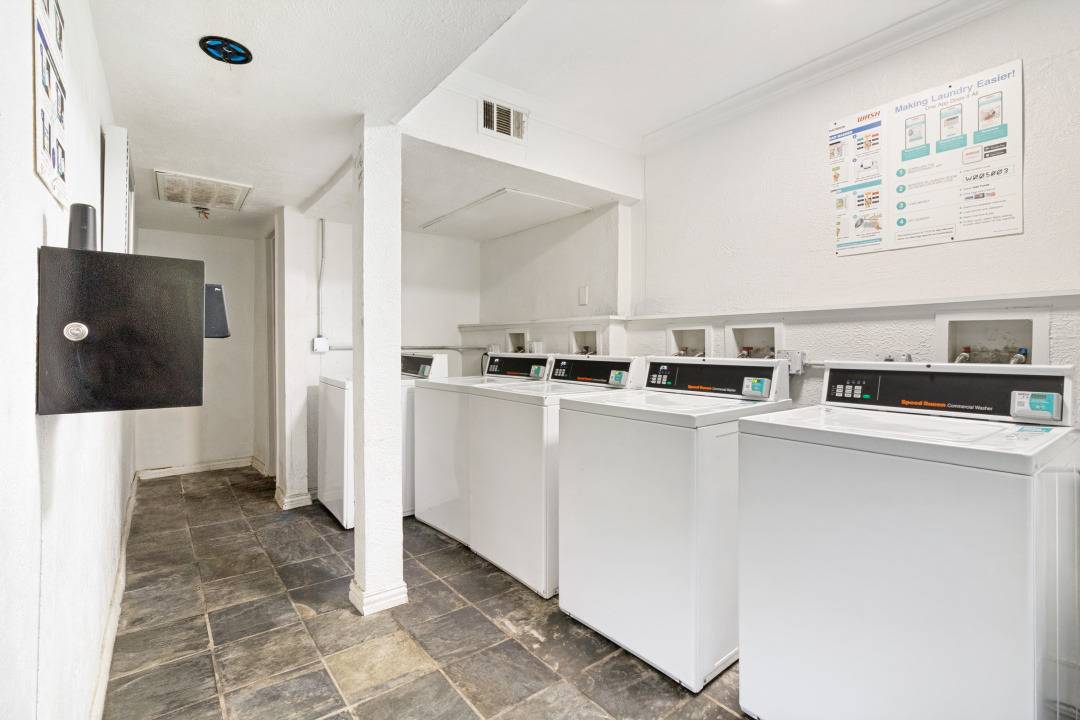 1516 Annex Avenue, photo 9