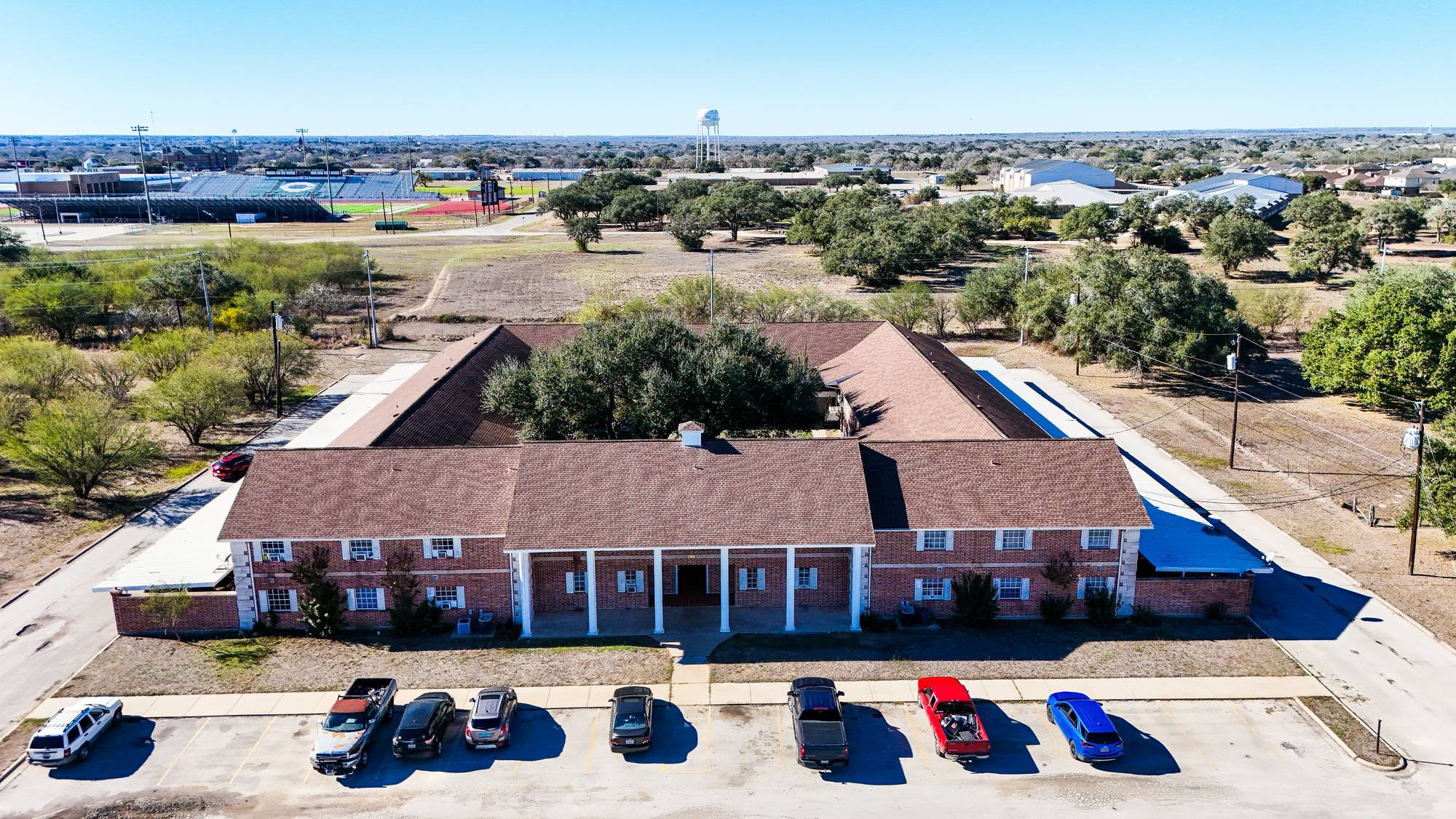 Golden Plaza & Colonial Manor Apartments, photo 3