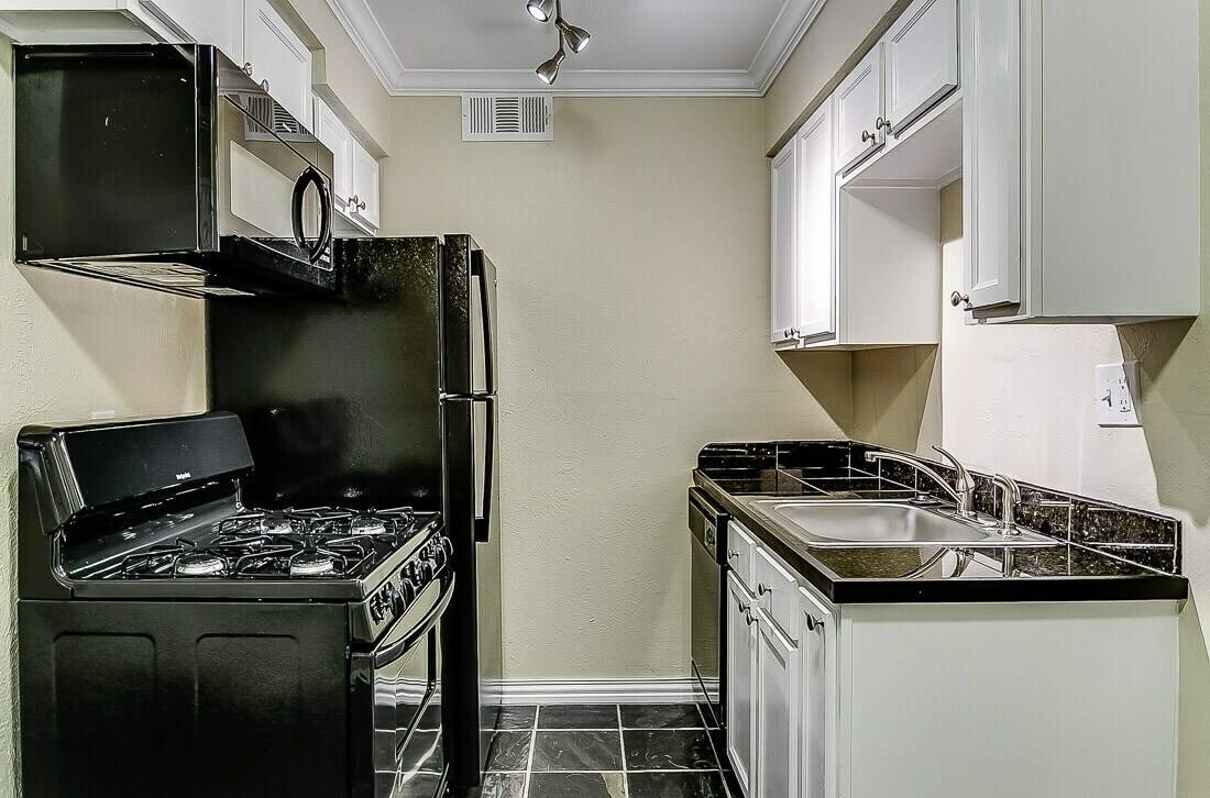 1516 Annex Avenue, photo 4