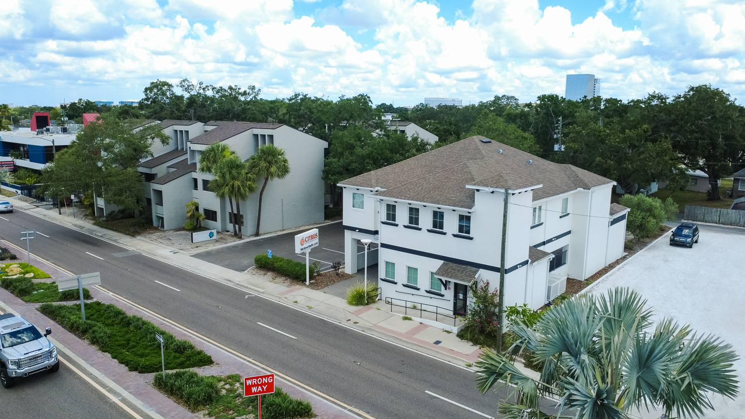 3321 W Kennedy Blvd, photo 3