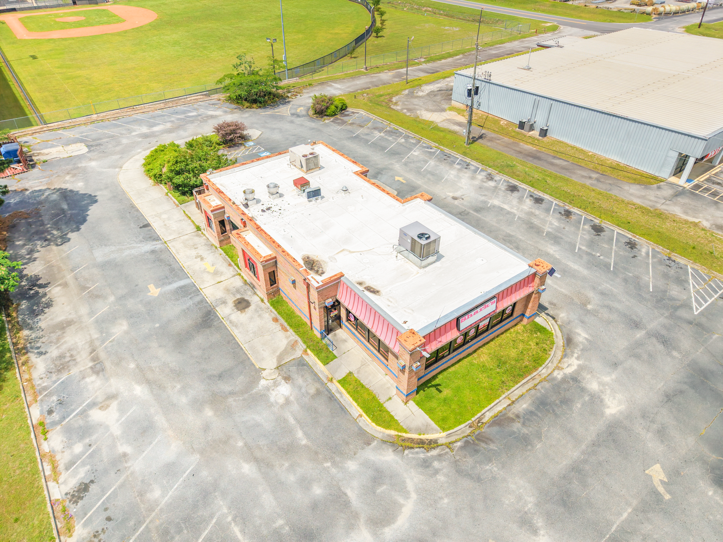 Vacant Wendy's, photo 45