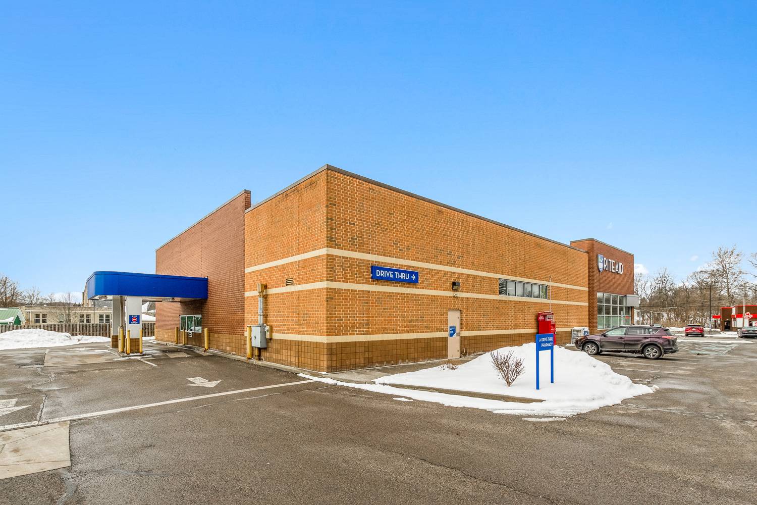 Vacant Rite Aid, photo 9