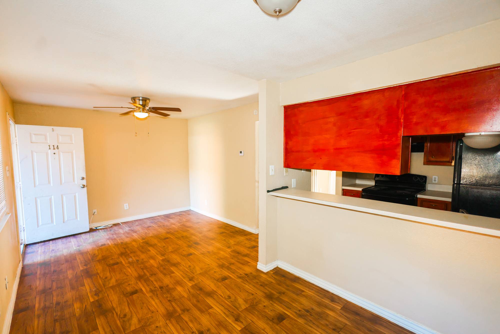 Golden Plaza & Colonial Manor Apartments, photo 7