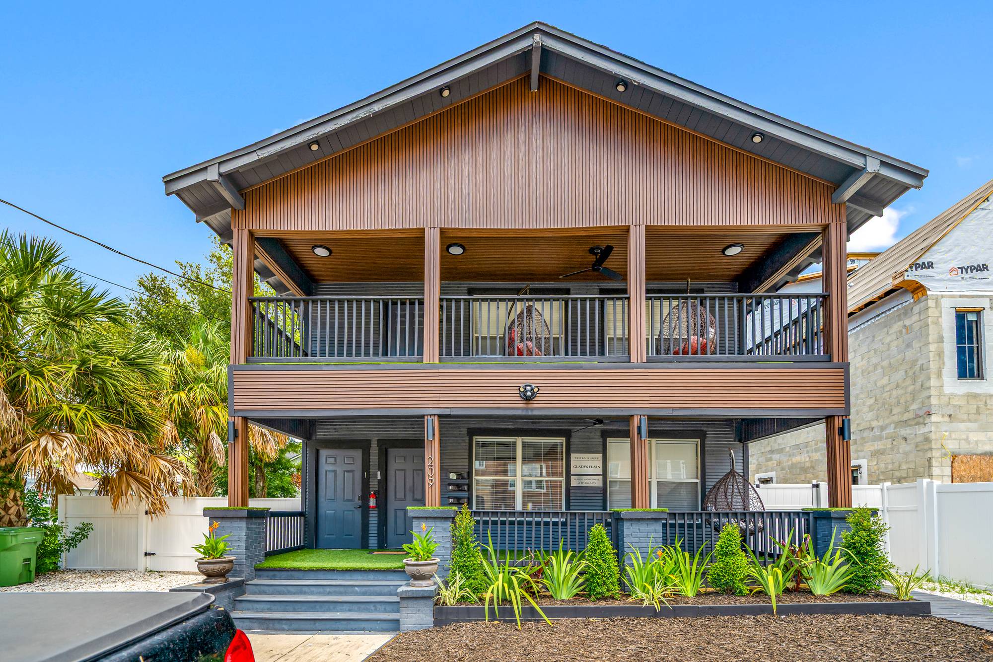Gladys Apartments