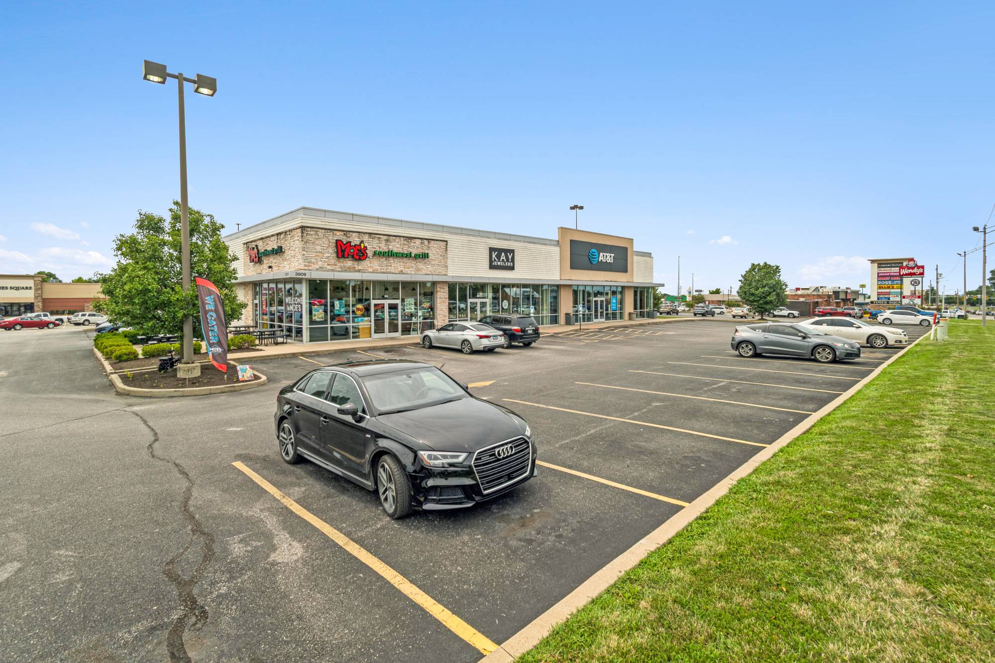 Mount Vernon Shops, photo 6