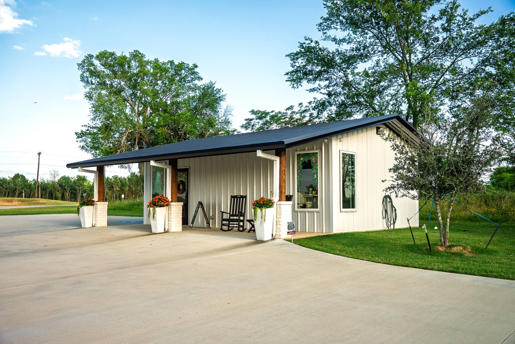 The Oaks on 37 Tiny Homes & RV Resort, photo 15