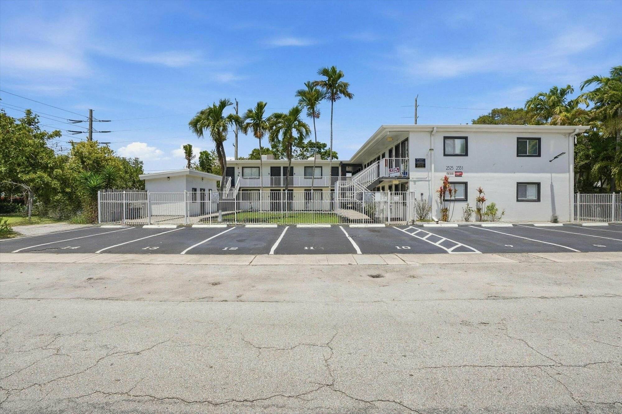Arthur Street Apartments
